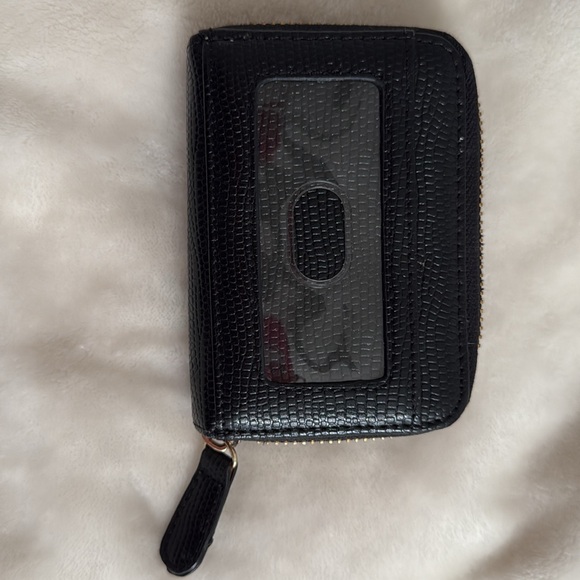 Mini Wallet with Bow - Picture 2 of 3